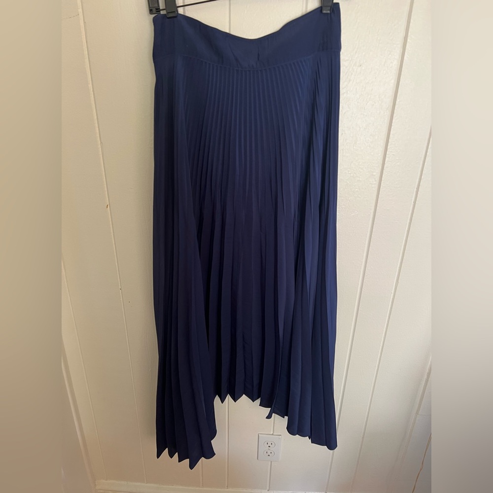 Ramy Brook silk navy pleated skirt. Size 0
